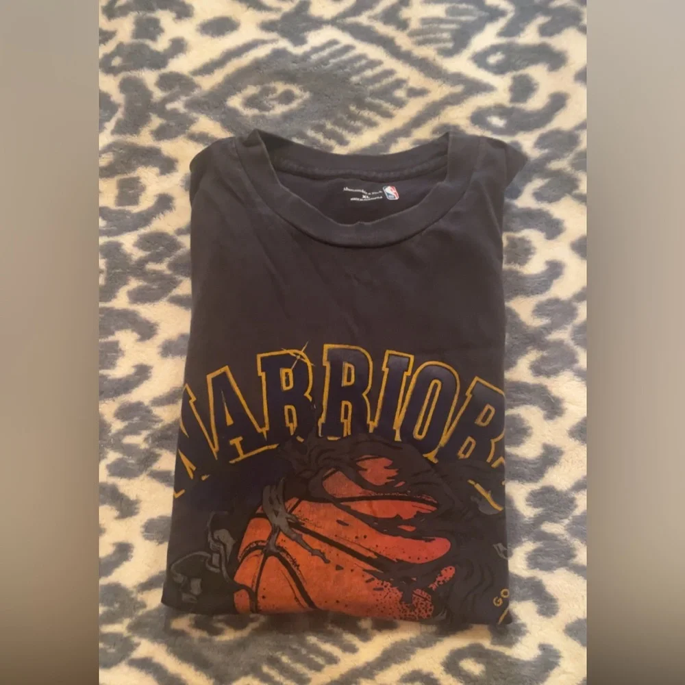 Warriors Basketball T-Shirt - Gray Men’s XL - Picture 4 of 4